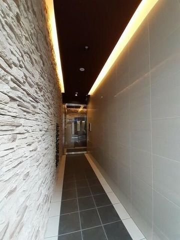 �y�G���g�����X�z�@