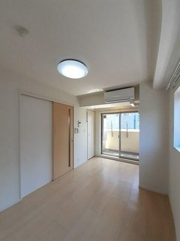 �y���ԁE���r���O�z�@