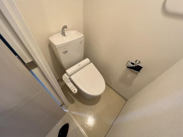 �y�g�C���z�@