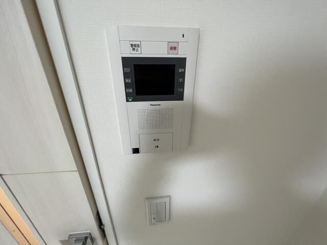 �y���̑��ݔ��z�@