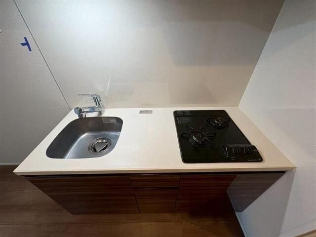 �y���ԁE���r���O�z�@