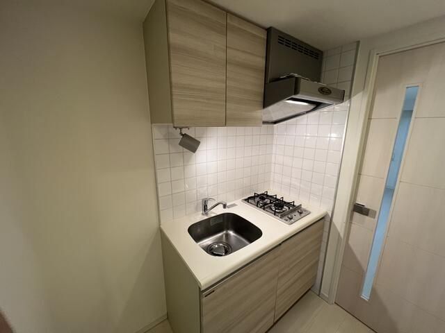 �y�L�b�`���z�@