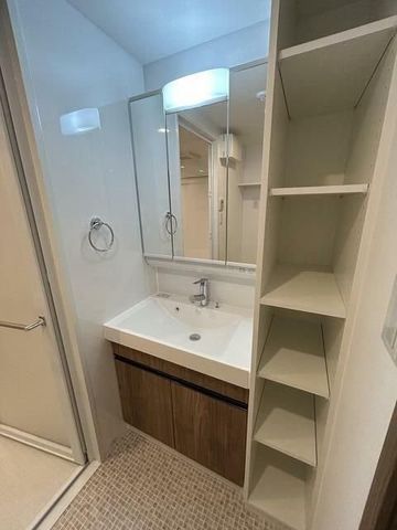 �y���ʏ��z�@���]�^�C�v�Q�l�ʐ^