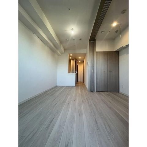 �y���ԁE���r���O�z�@