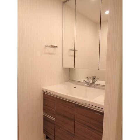 �y���ʏ��z�@