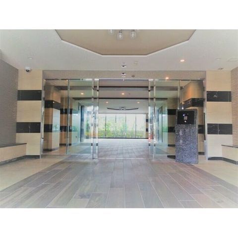 �y�G���g�����X�z�@