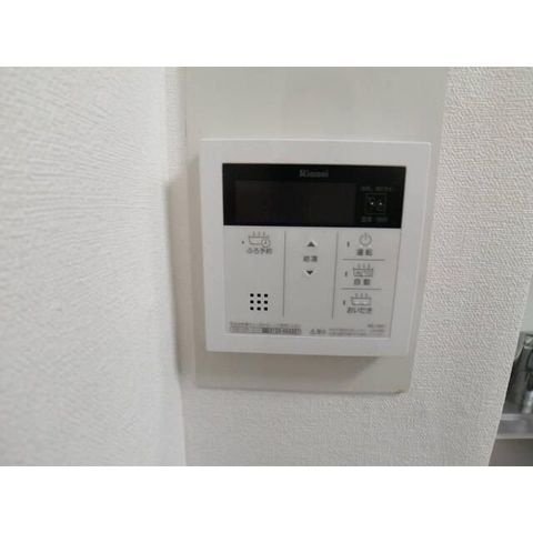 �y���̑��ݔ��z�@