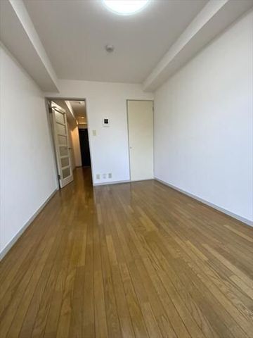 �y���̑������E�X�y�[�X�z�@