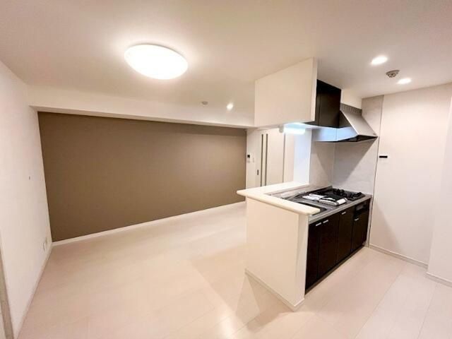 �y���̑������E�X�y�[�X�z�@