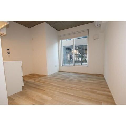 �y���ԁE���r���O�z�@