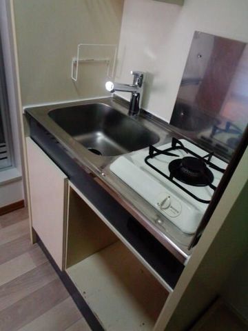 �y���ԁE���r���O�z�@