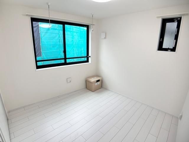 �y���ԁE���r���O�z�@