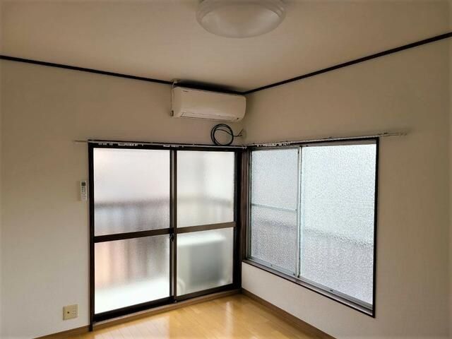 �y���̑��ݔ��z�@