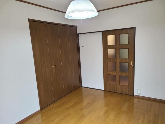 �y���ԁE���r���O�z�@