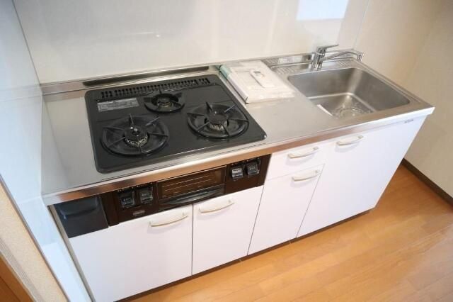 �y�L�b�`���z�@