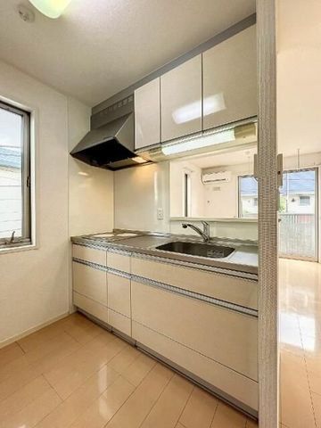 �y�L�b�`���z�@