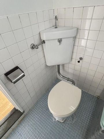 �y�g�C���z�@