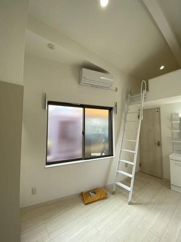 �y���̑��ݔ��z�@