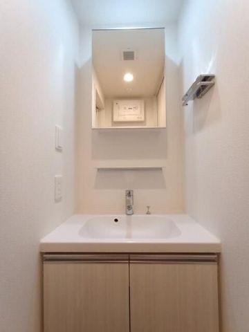 �y���ʏ��z�@