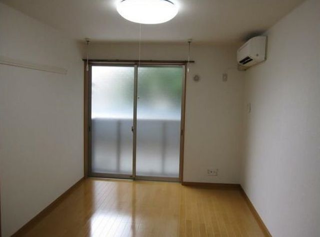 �y���ԁE���r���O�z�@����