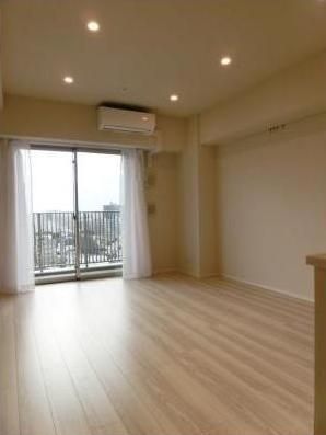 �y���ԁE���r���O�z�@����