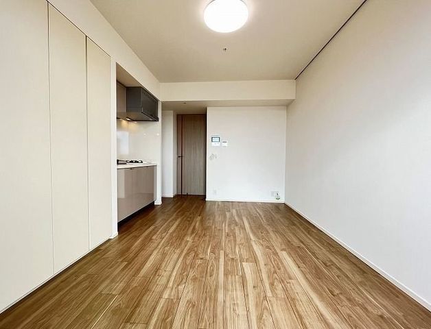 �y���ԁE���r���O�z�@