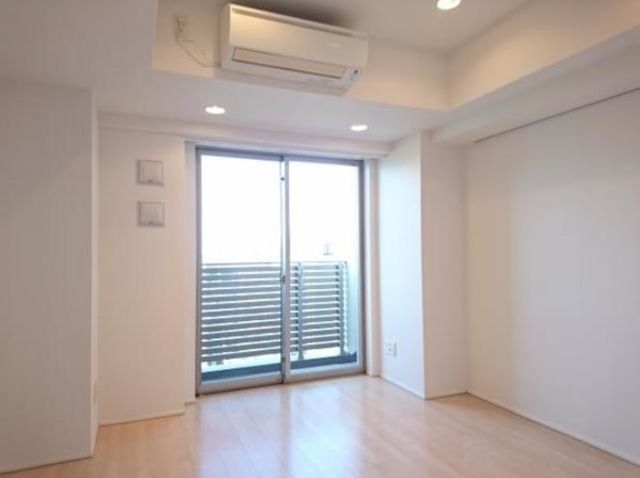 �y���ԁE���r���O�z�@����