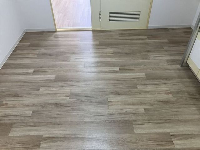 �y���̑��ݔ��z�@