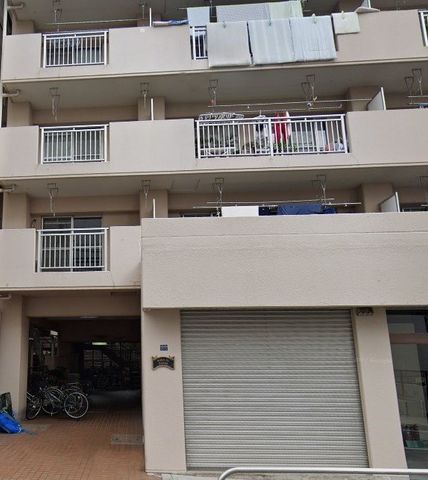 �y�G���g�����X�z�@