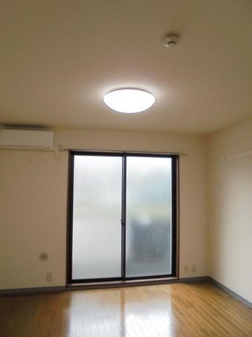 �y���ԁE���r���O�z�@����