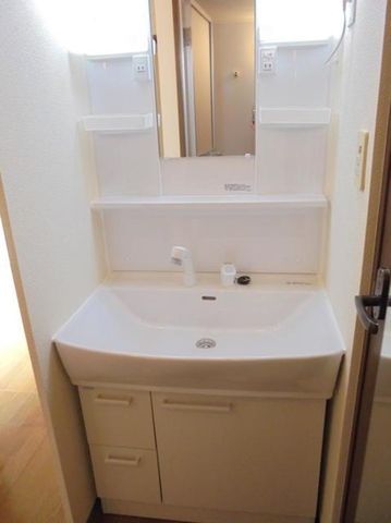 �y���ʏ��z�@�Ɨ����ʑ�