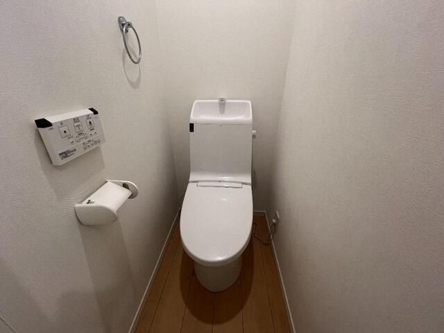 �y�g�C���z�@