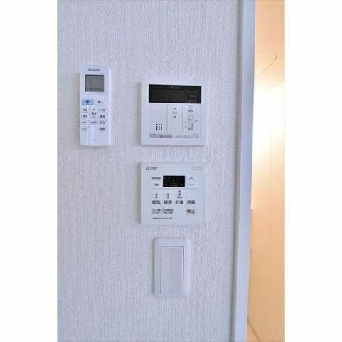 �y���̑��ݔ��z�@