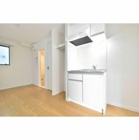 �y���̑��ݔ��z�@