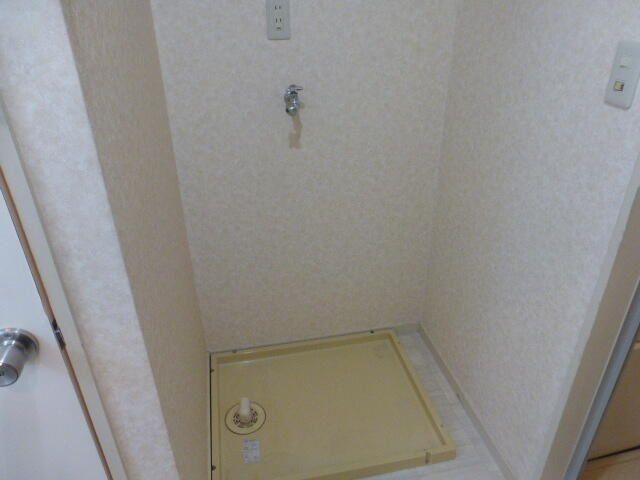 �y���̑��ݔ��z�@