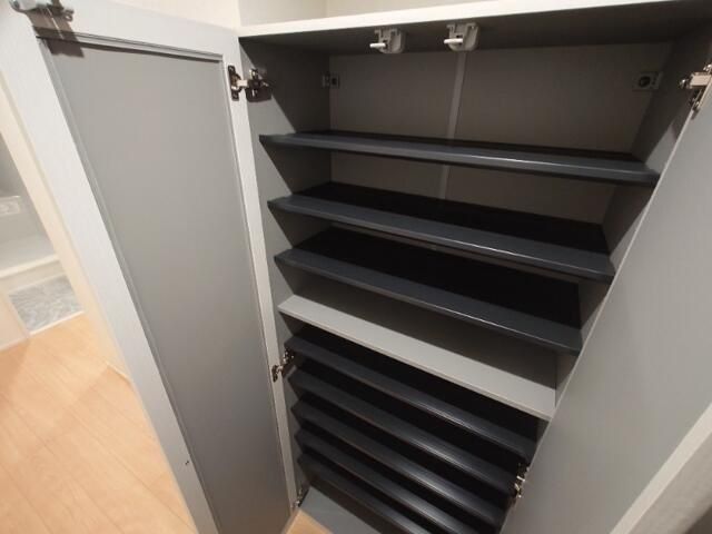 �y���̑��ݔ��z�@