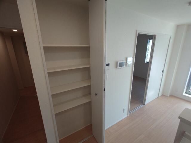 �y���[�z�@