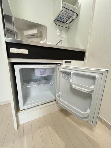 �y���̑��ݔ��z�@