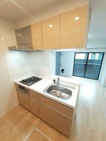 �y�L�b�`���z�@