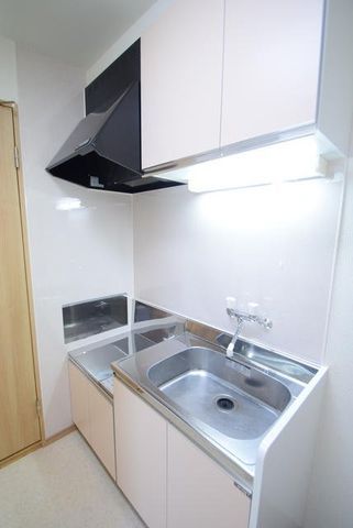 �y�L�b�`���z�@