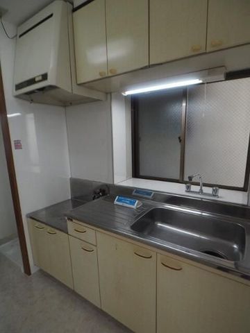 �y�L�b�`���z�@