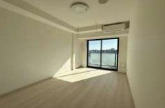 �y���̑������E�X�y�[�X�z�@���r���O/����