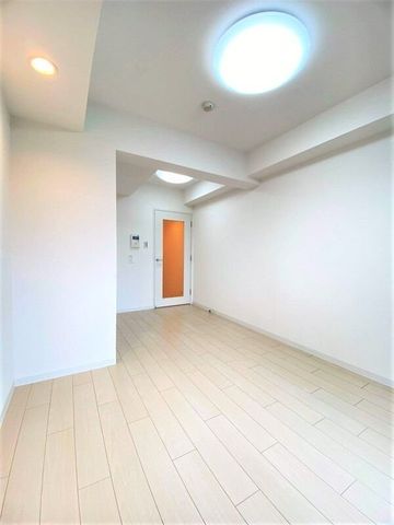 �y���̑������E�X�y�[�X�z�@