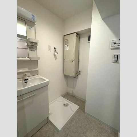 �y���̑������E�X�y�[�X�z�@