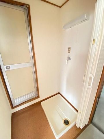 �y���̑��ݔ��z�@