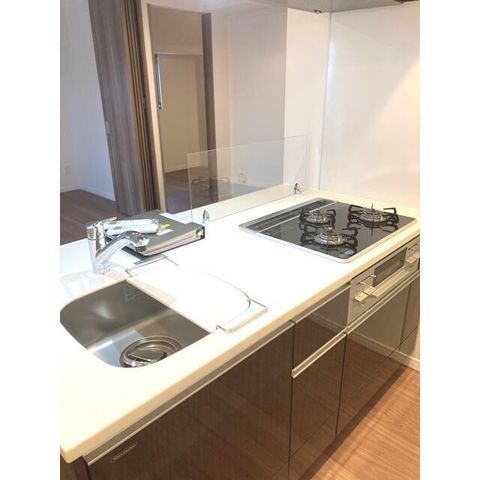 �y�L�b�`���z�@