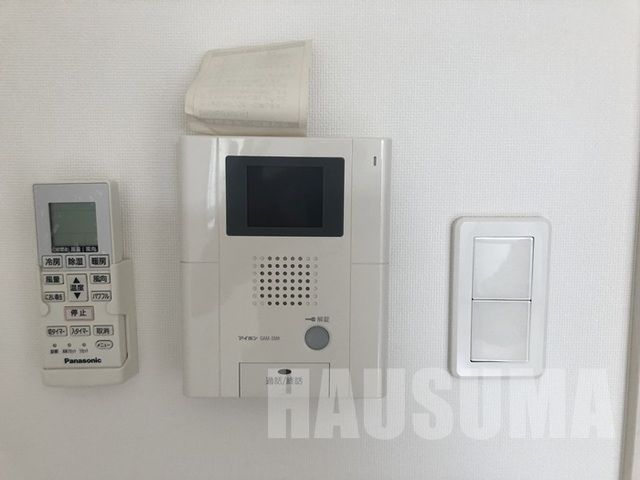 �y���̑��ݔ��z�@TV���j�^�[�z��