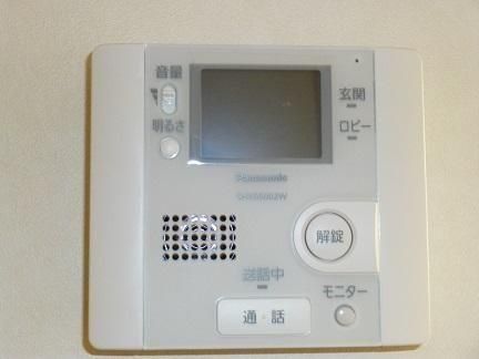 �y���̑��ݔ��z�@