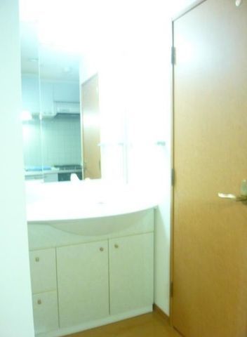 �y���ʏ��z�@�Ɨ����ʑ�