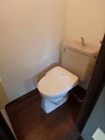 �y�g�C���z�@